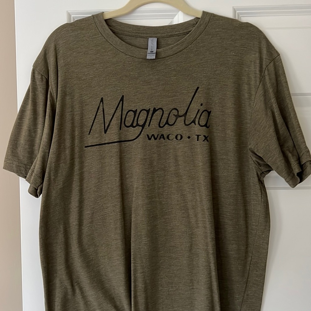 Magnolia Waco, TX T-shirt